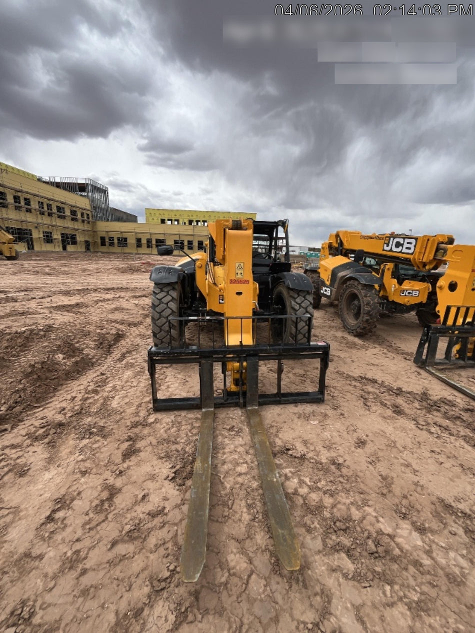 2023 JCB 509-42