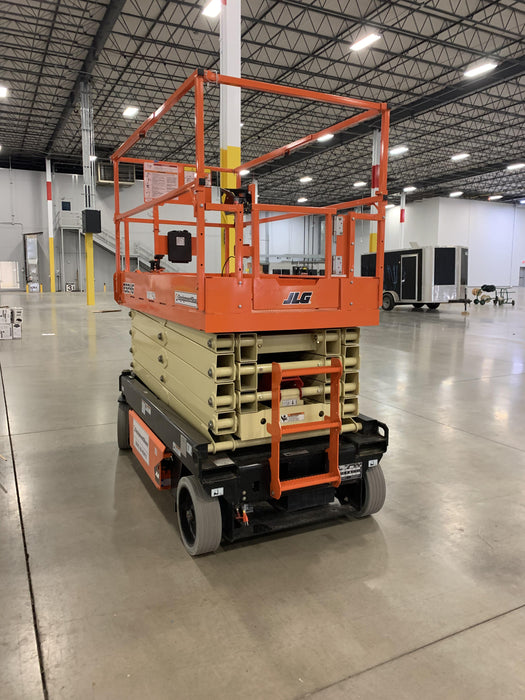 2021 JLG R3246