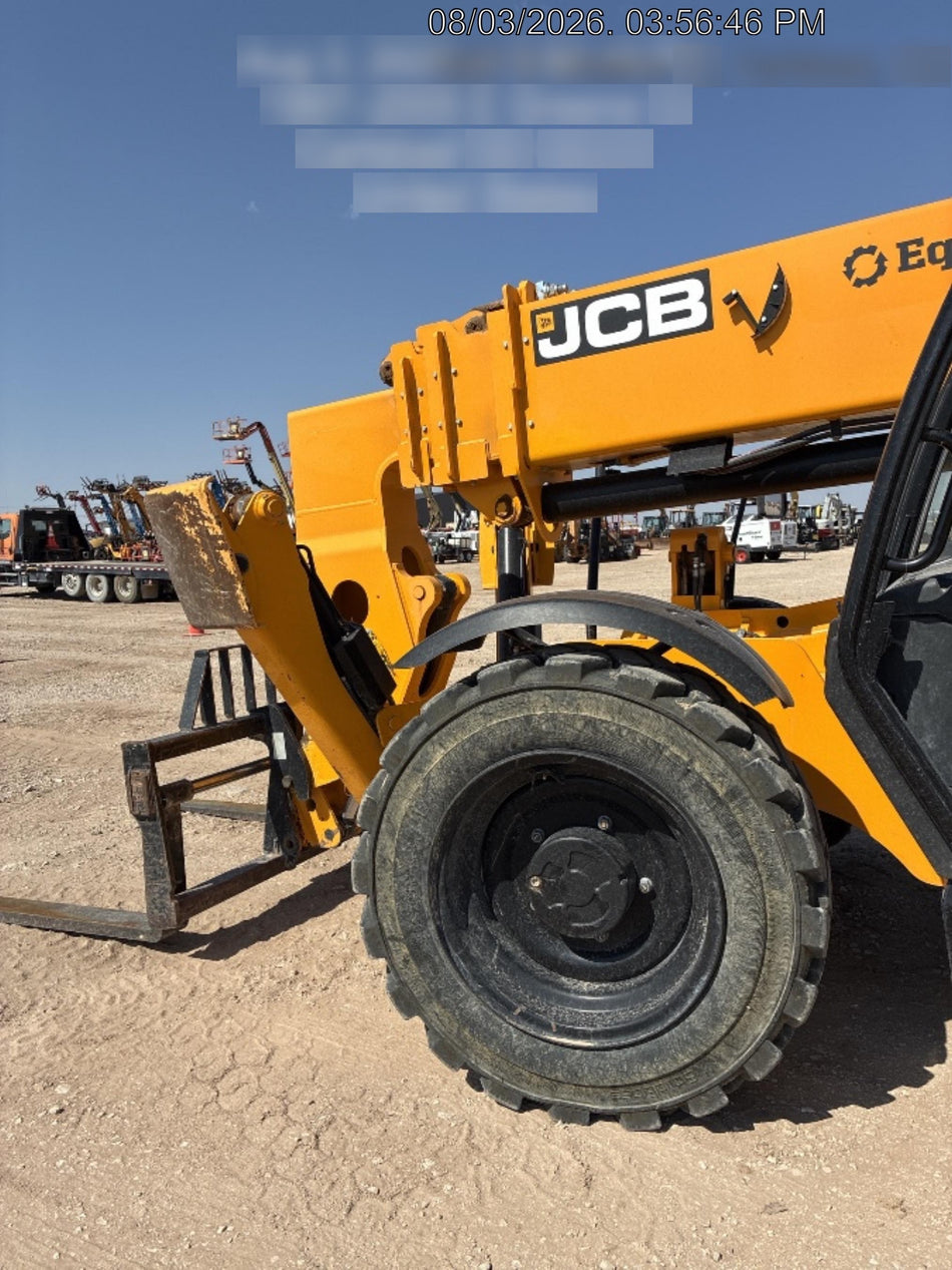 2023 JCB 512-56