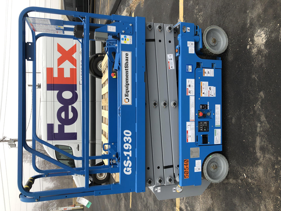 2019 Genie GS-1930 Fixed Rails with Chain Entry