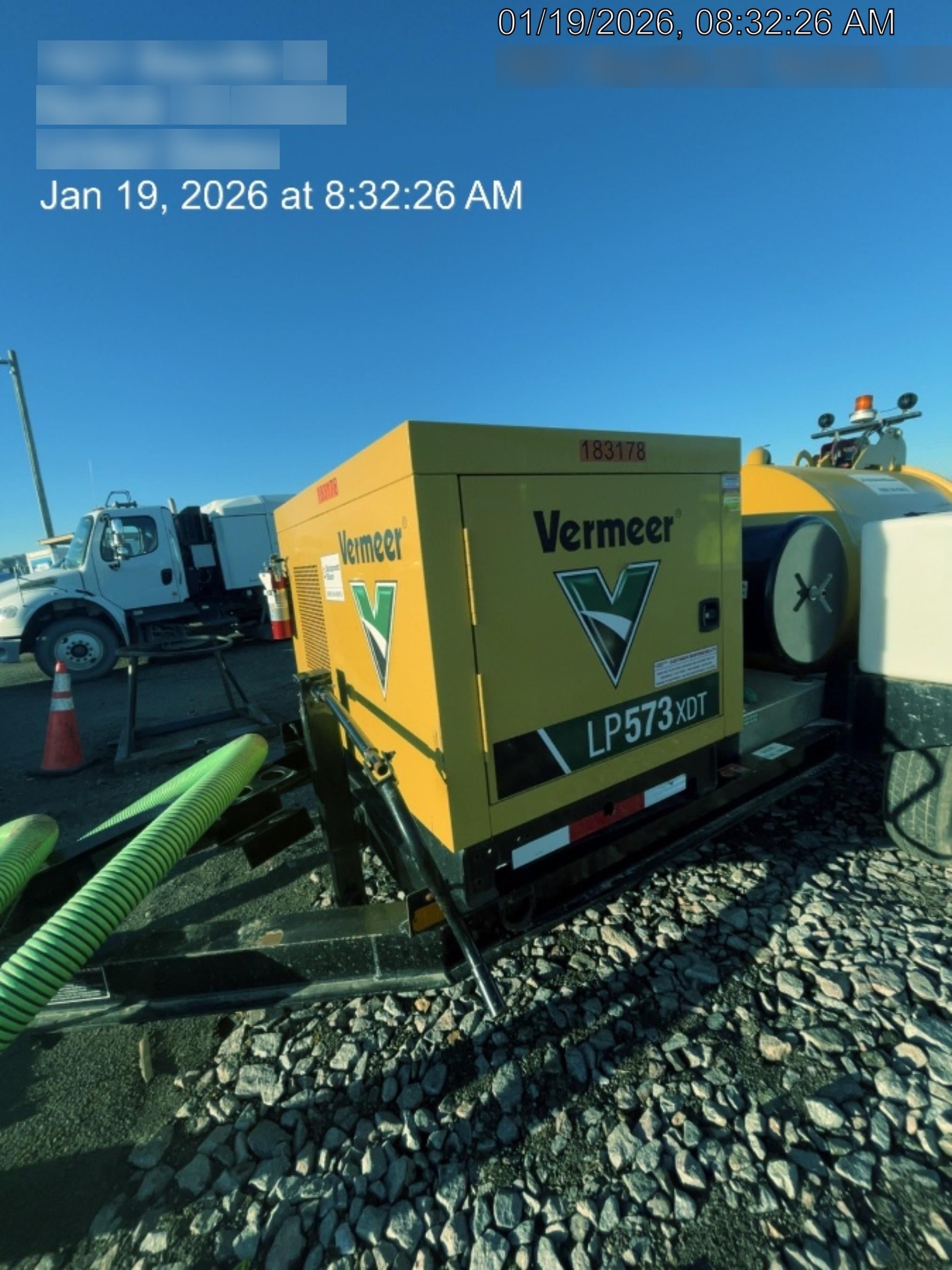 2021 Vac-Tron LP573XDT T4 Koehler Diesel Engine, 500 Gallon Debris Tank, x2 100 Gallon Water Tanks