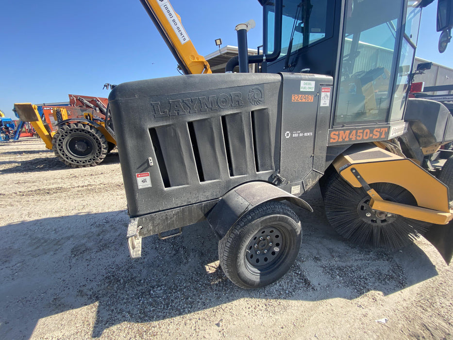 2023 LAYMOR SM450