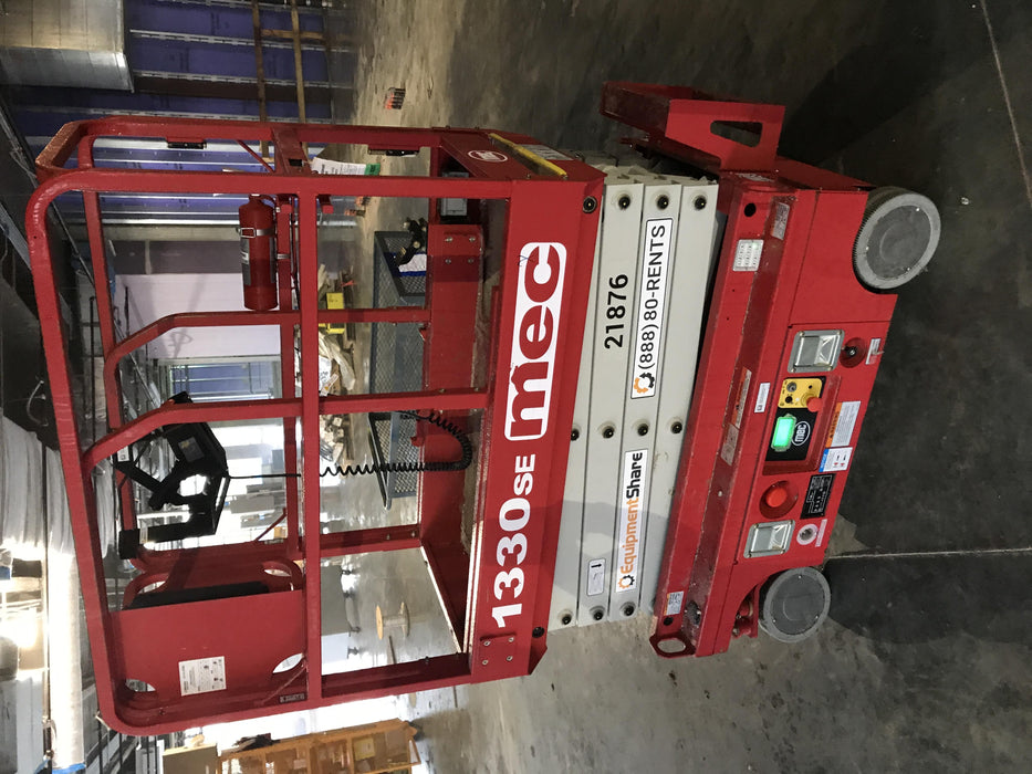 2019 MEC 1330SE MEC 1330SE w/ES Track Hardware, Full Extended 2 Year Warranty
