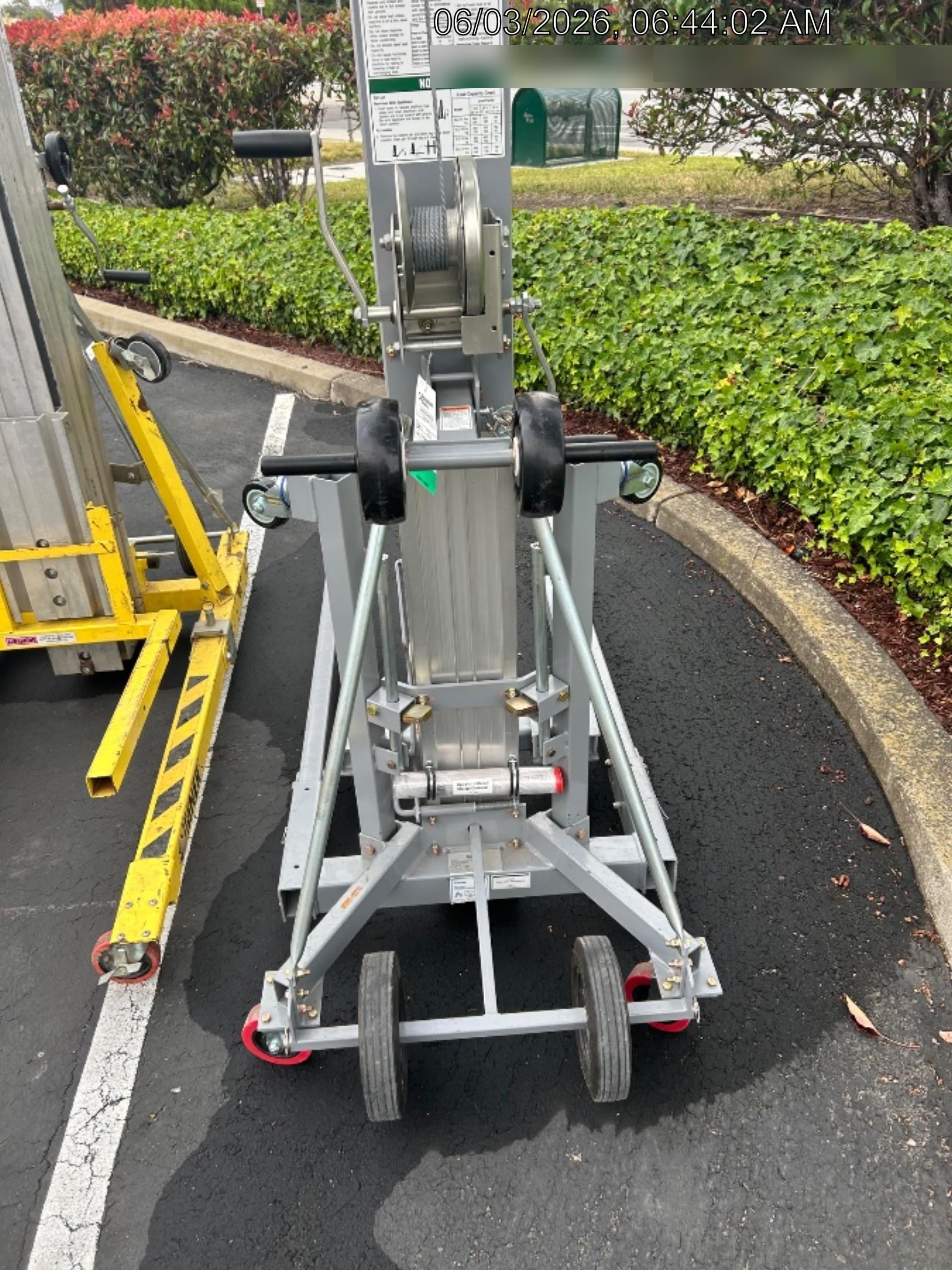 2025 GENIE SLC-24