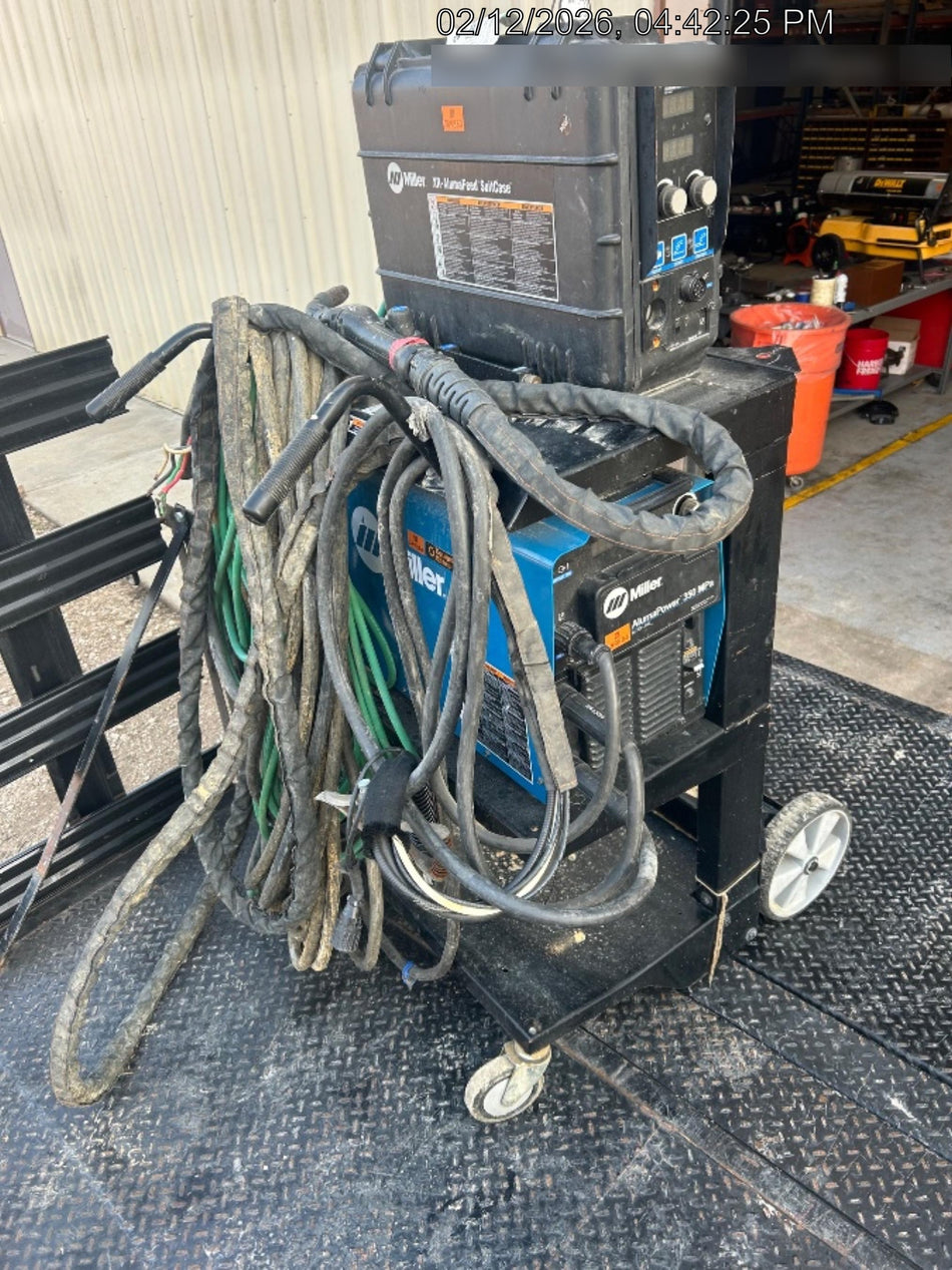 2023 MILLER ELECTRIC XR-AlumaFeed