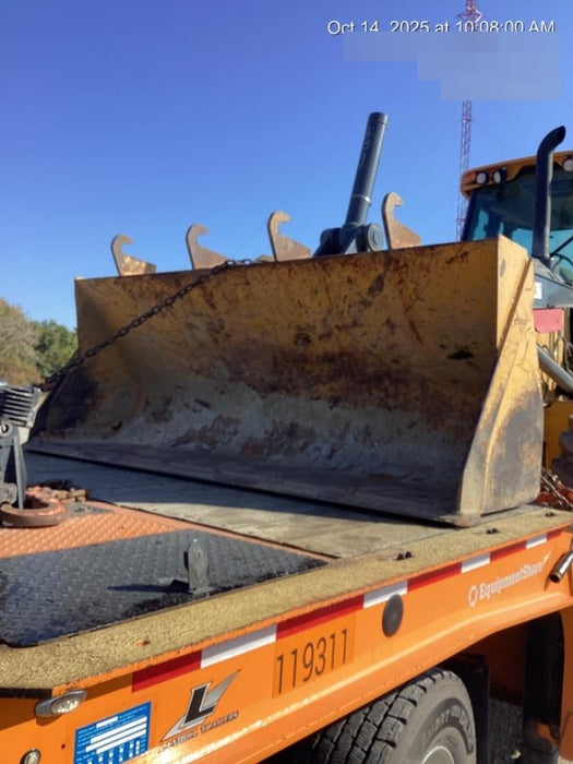 2020 John Deere 410L - Extendable Stick Cab/Heat/Air, 4WD, Extendable Stick, Pilot Controls, 2 Way Hydraulics, TAG Manual QC