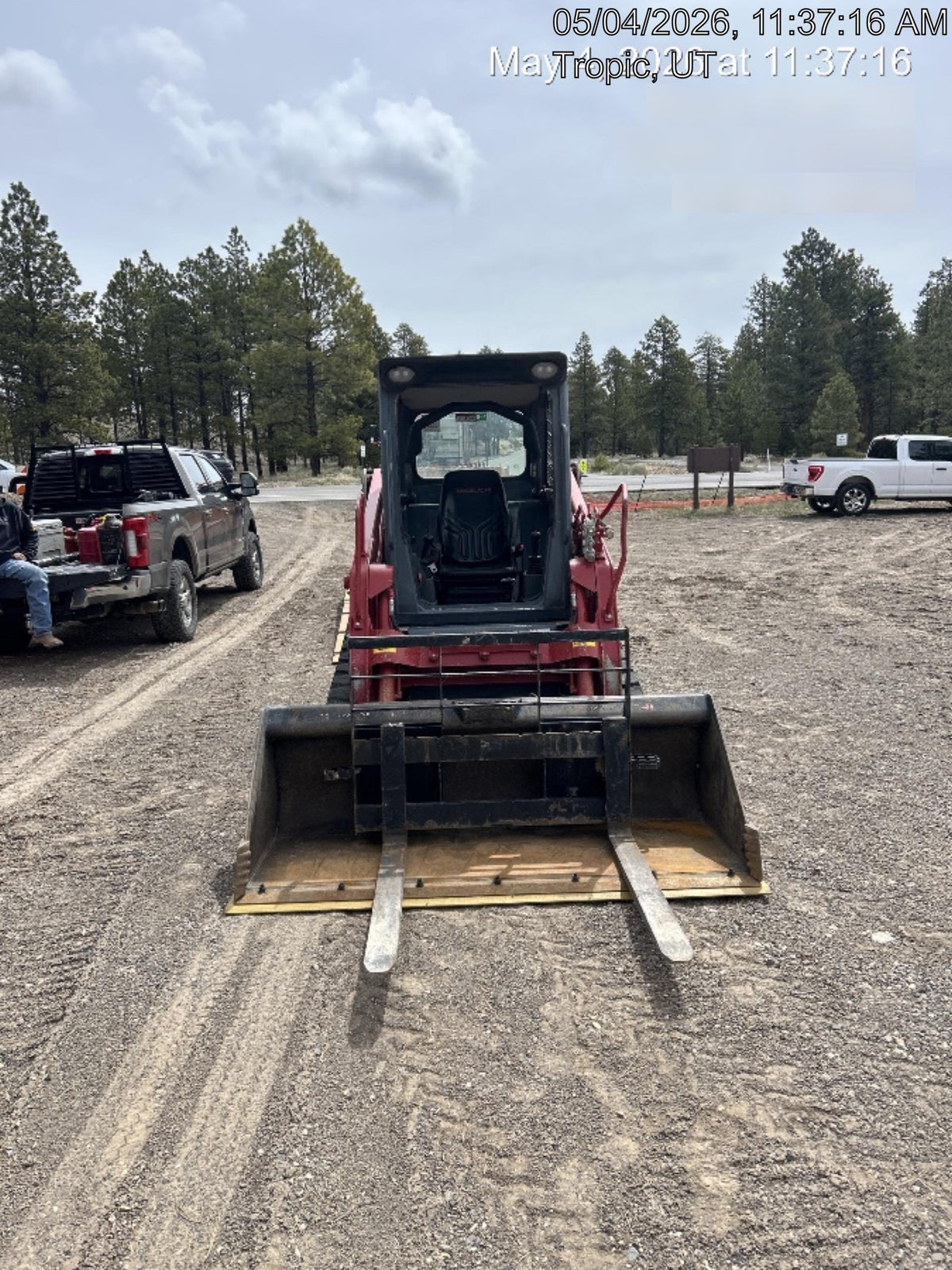 2023 TAKEUCHI TL8R2-R