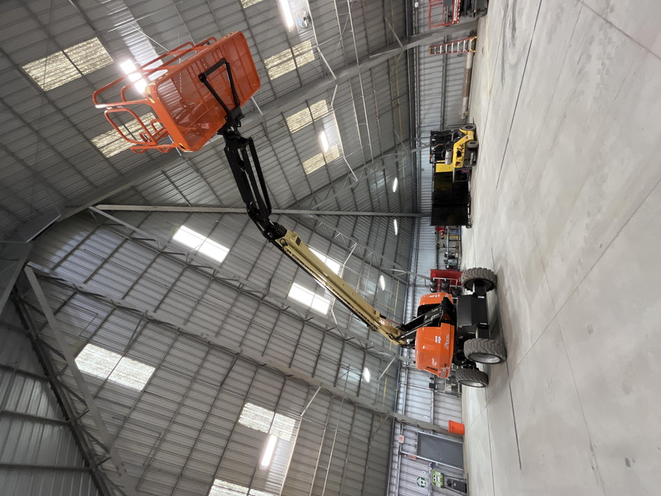 2025 JLG 660SJ