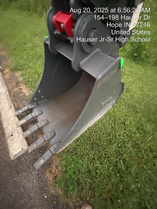 2025 JOHN DEERE 36" Bucket, Excavator 37,000 - 42,000 John Deere