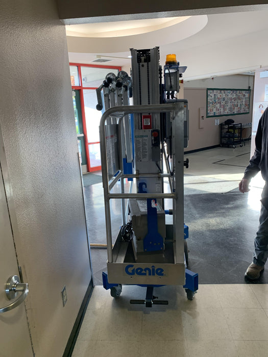 2021 GENIE AWP-30S DC