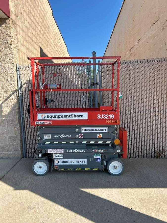 2022 SKYJACK SJ3219