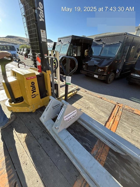 2021 STRONGWAY 4400 lb Pallet Jack