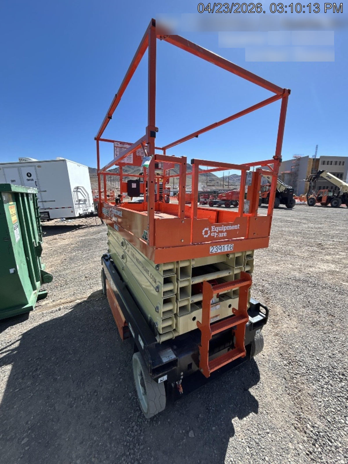 2022 JLG ES3246