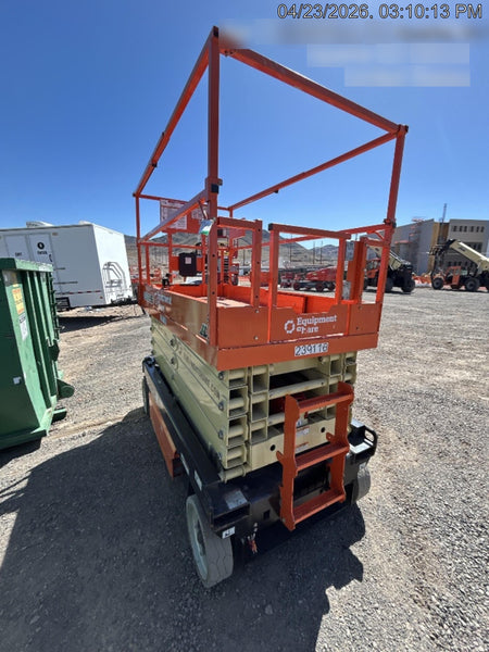 2022 JLG ES3246