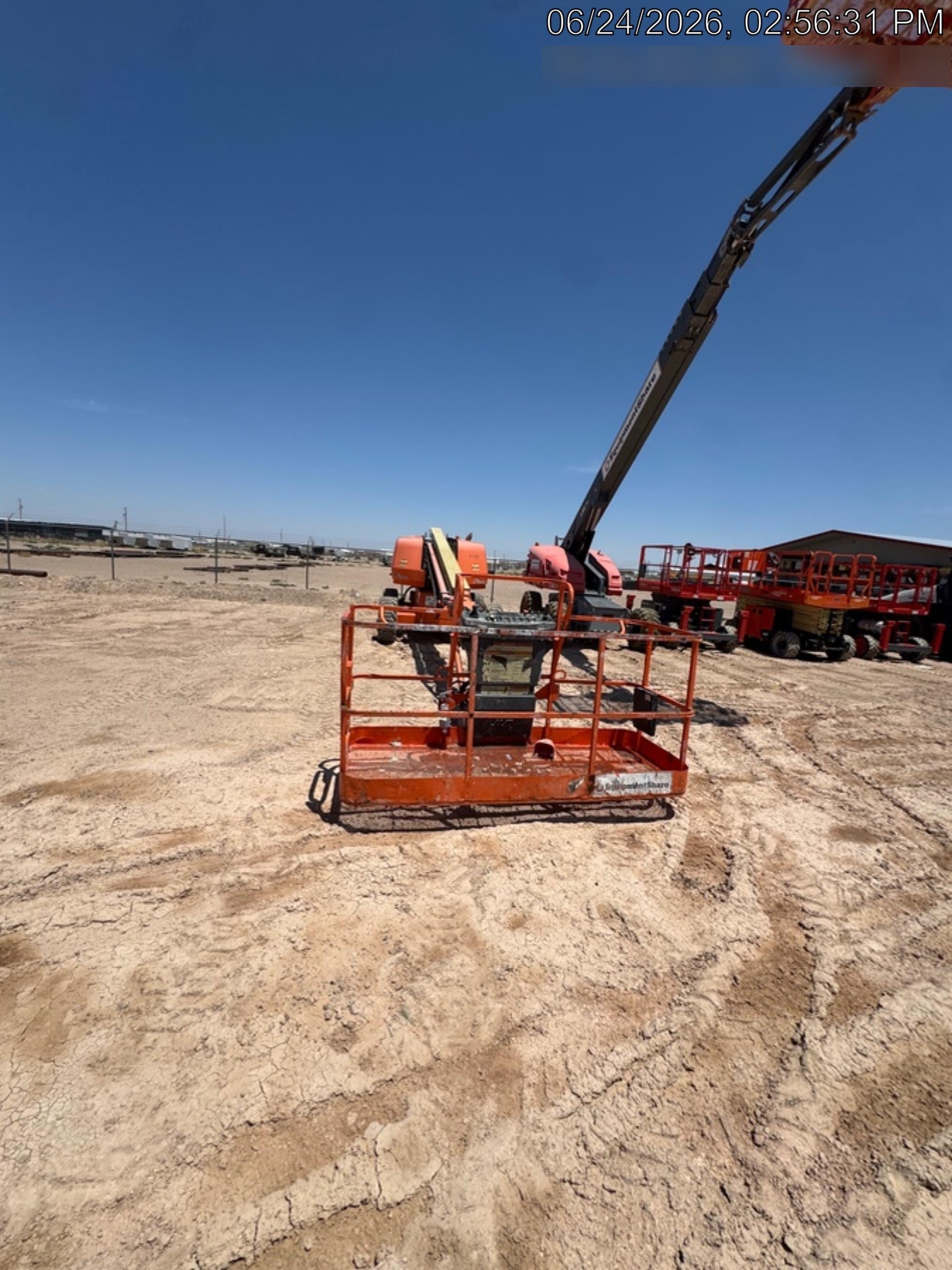2019 JLG 660SJ