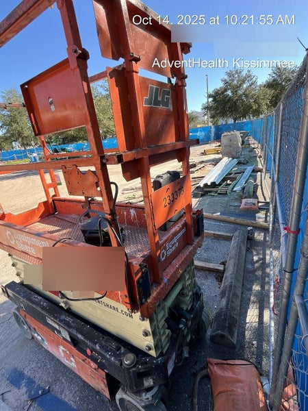 2022 JLG ES1932