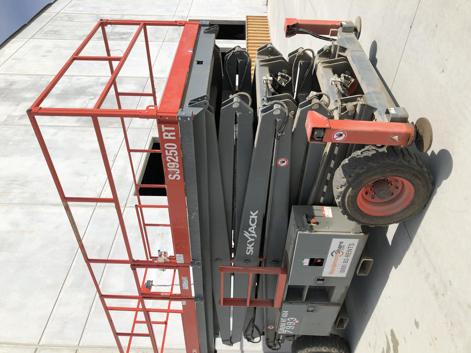 2018 SKYJACK SJ9250 RT