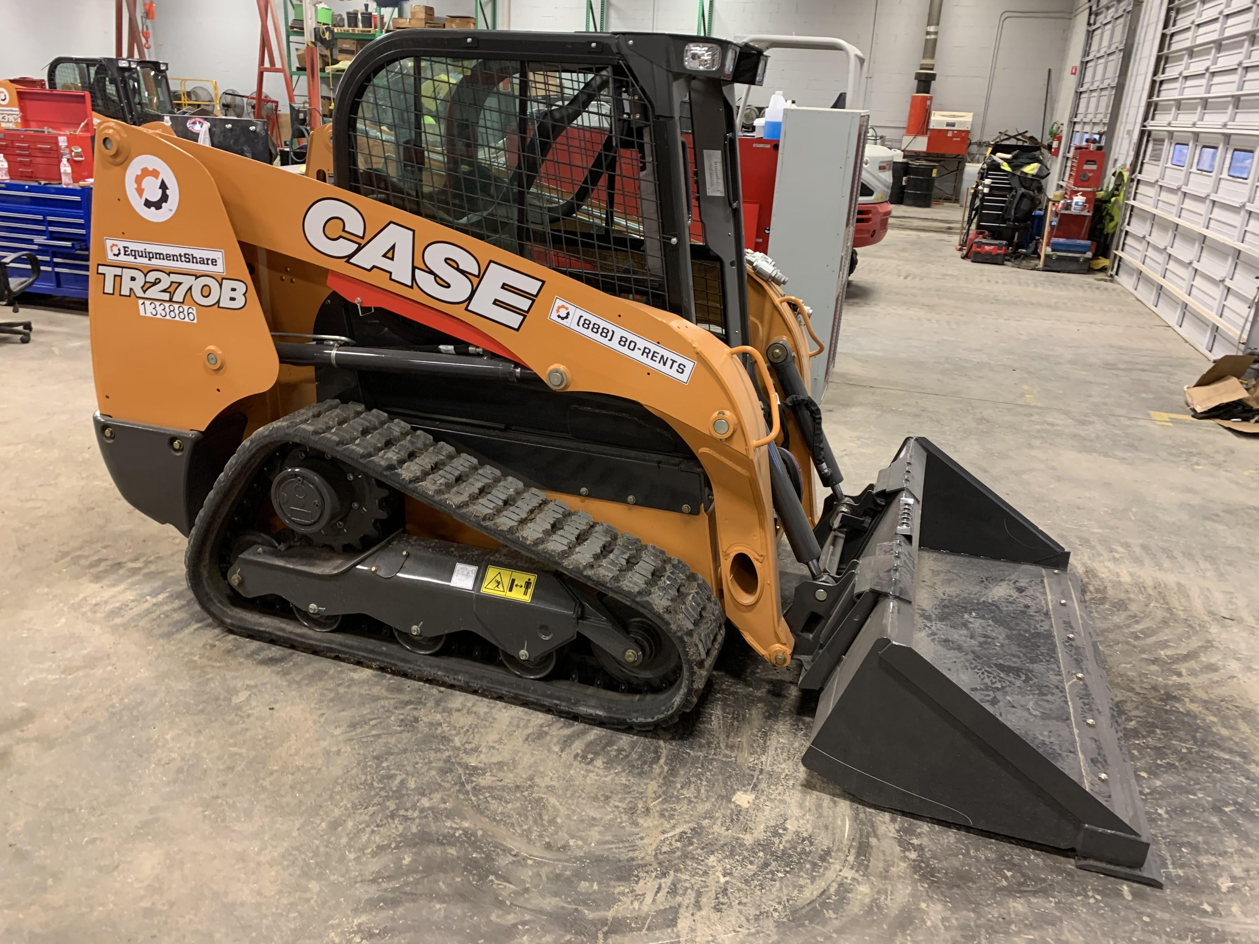 2021 CASE TV270B