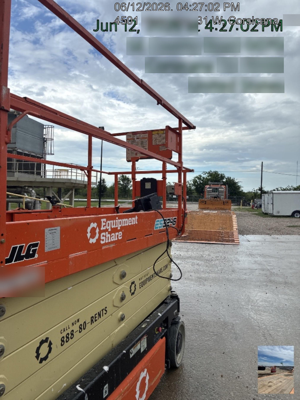 2023 JLG ES3246
