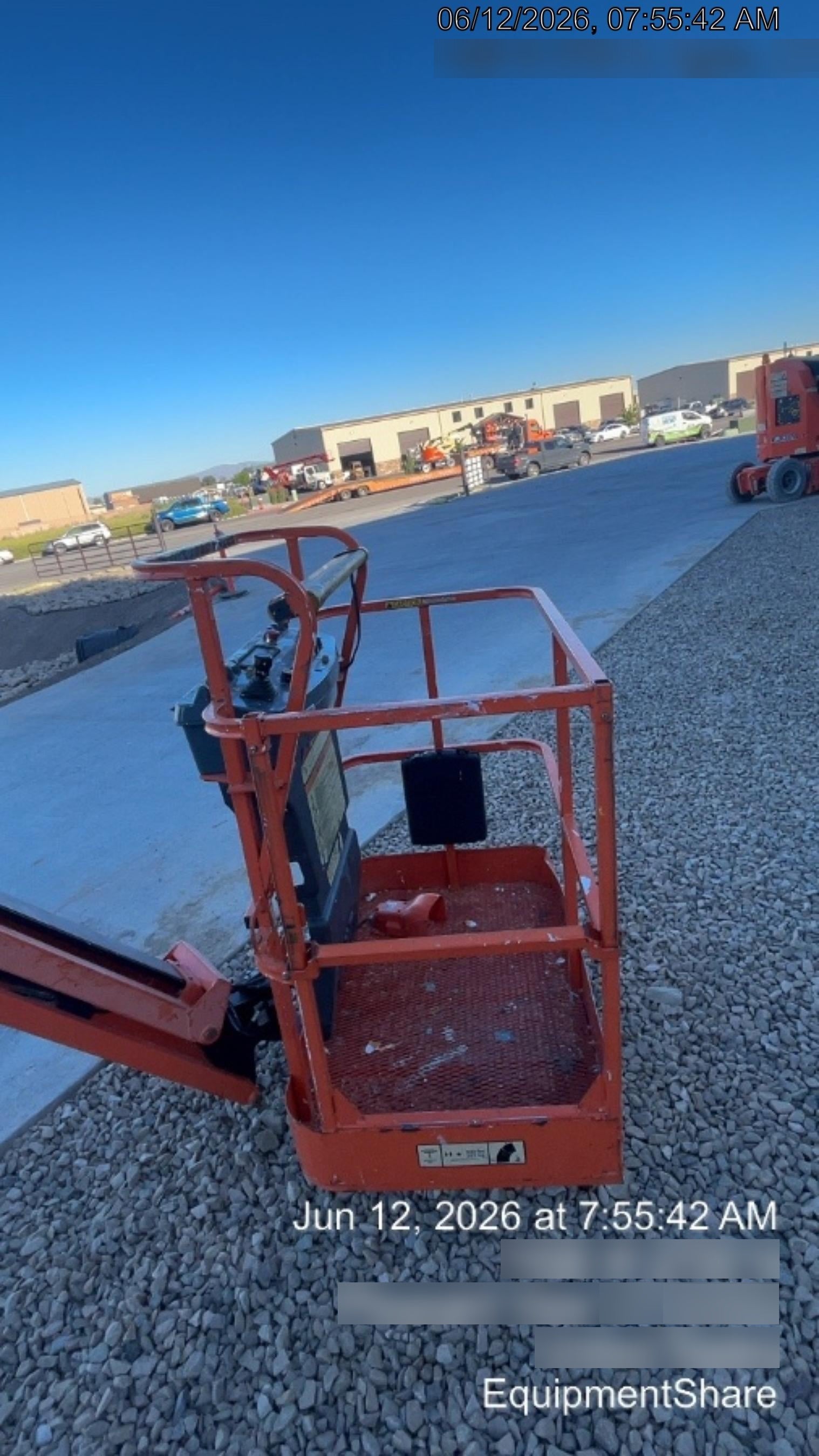 2019 JLG E400AJPN