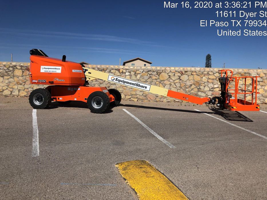 2020 JLG 400S