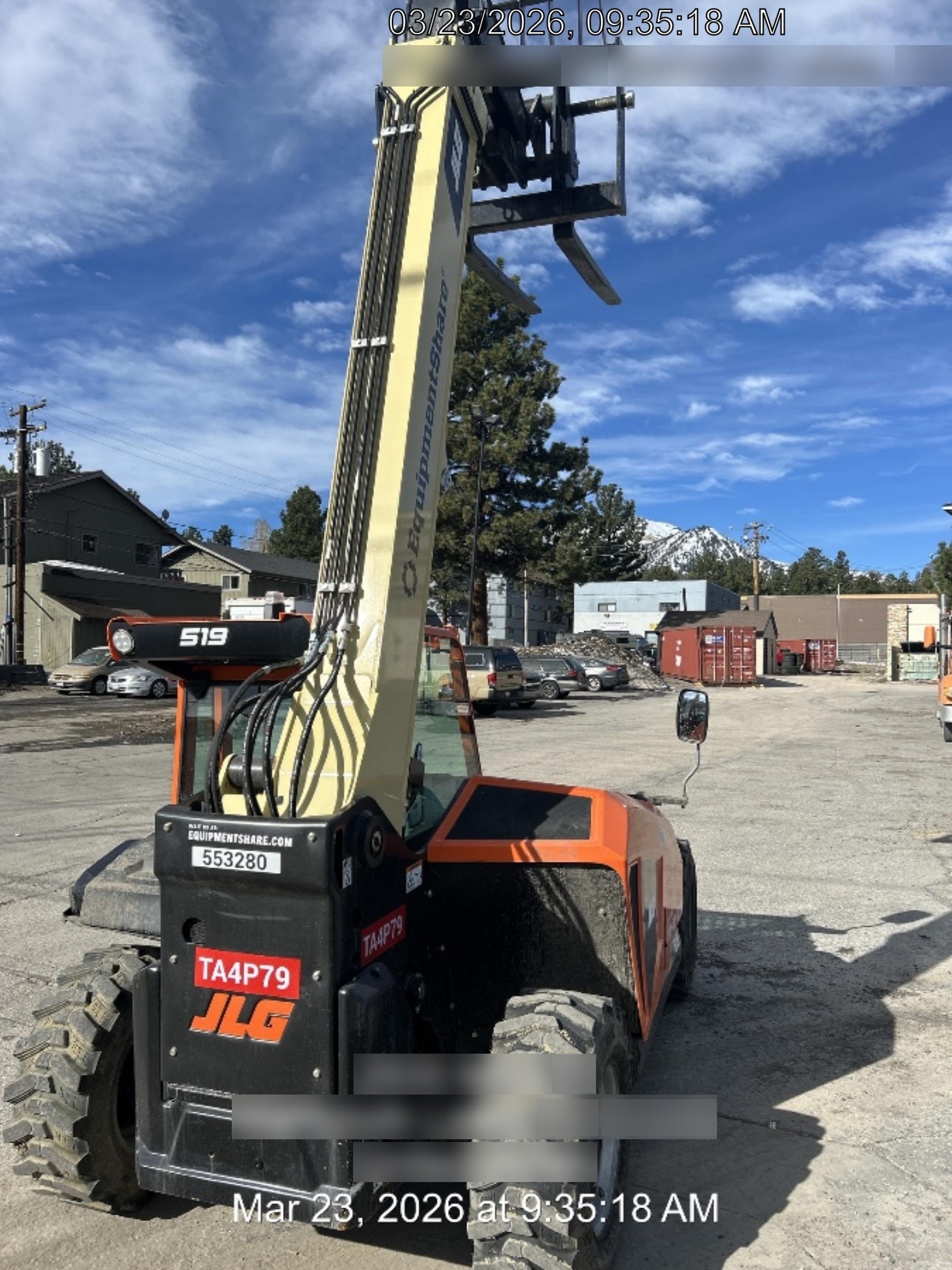 2025 JLG 519