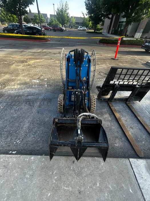 2022 CRATOS 31" Grapple Bucket