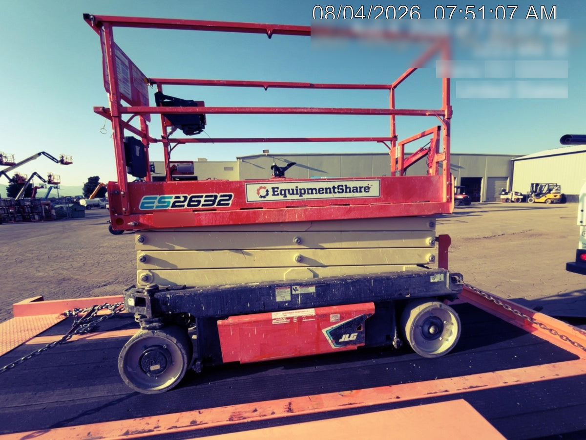 2022 JLG ES2632