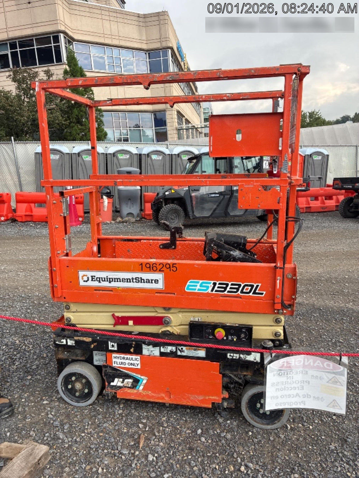 2021 JLG ES1330L