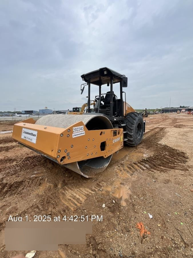 2023 CASE SV211E