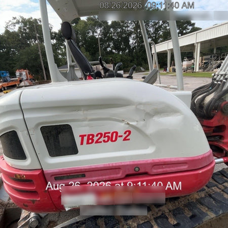 2022 TAKEUCHI TB250-2R