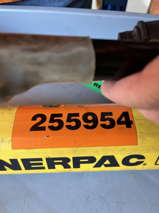2022 ENERPAC P392