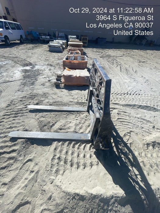 2021 PALADIN 48" Pallet Forks - Paladin