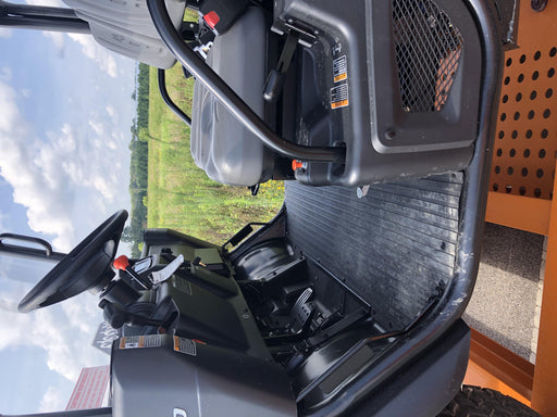 2020 Kubota RTV-X1140W-H Canopy, 4-Seater, Diesel, Windshield Acrylic Clear, Strobe Light, Backup Alarm