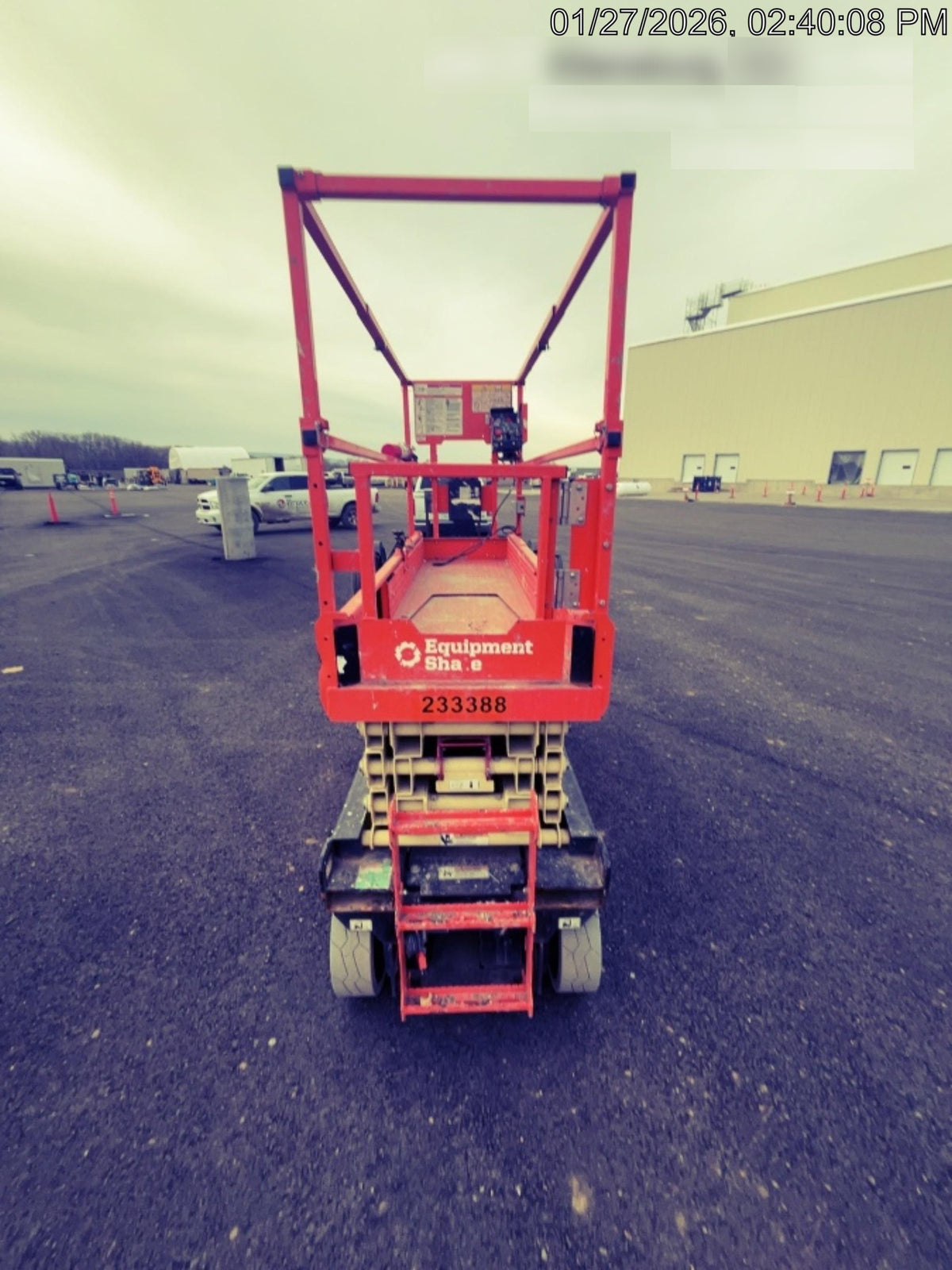 2022 JLG ES2632