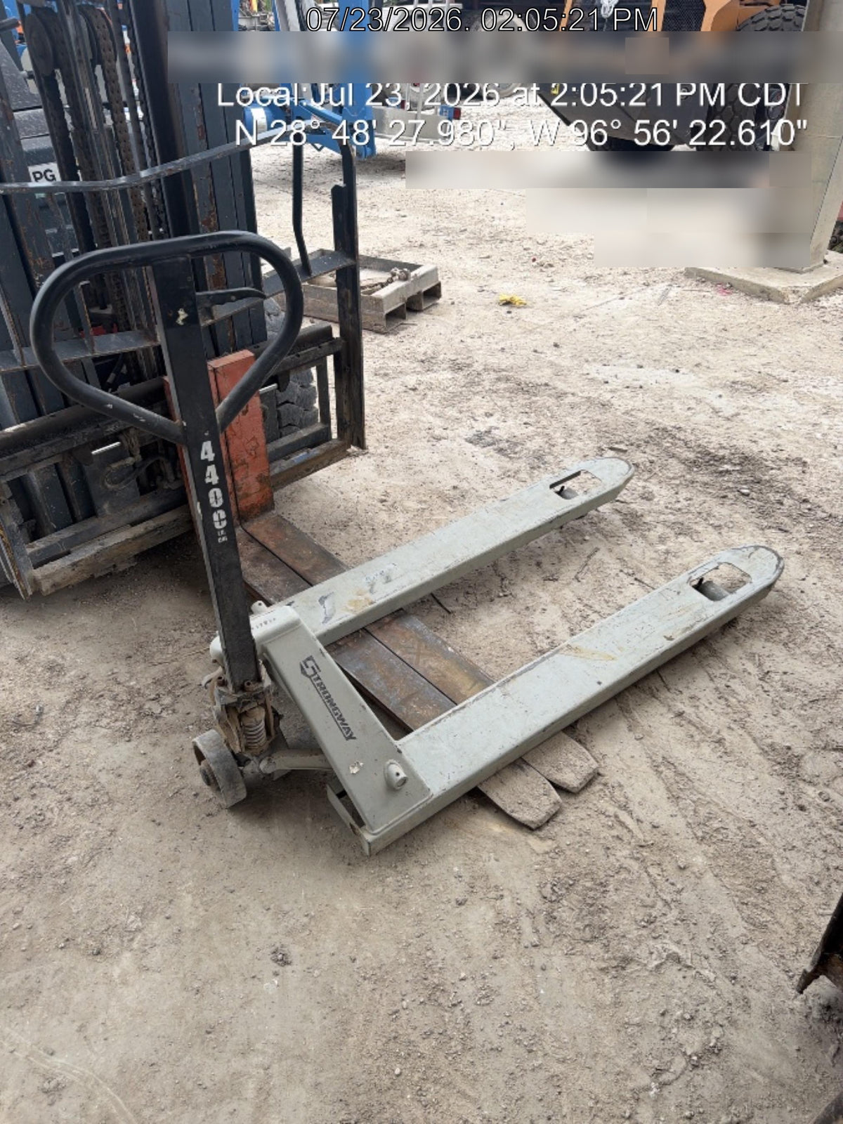 2020 STRONGWAY 4400 lb Pallet Jack