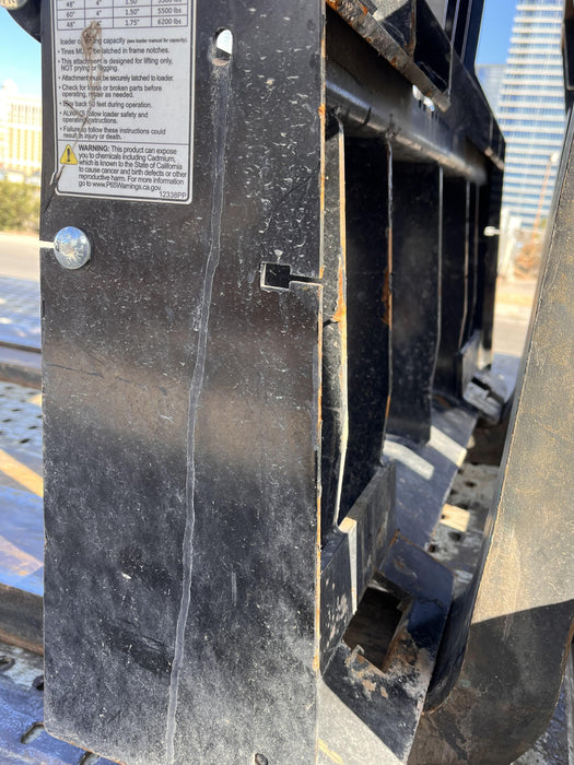 2021 TAKEUCHI 48" Pallet Forks - Takeuchi