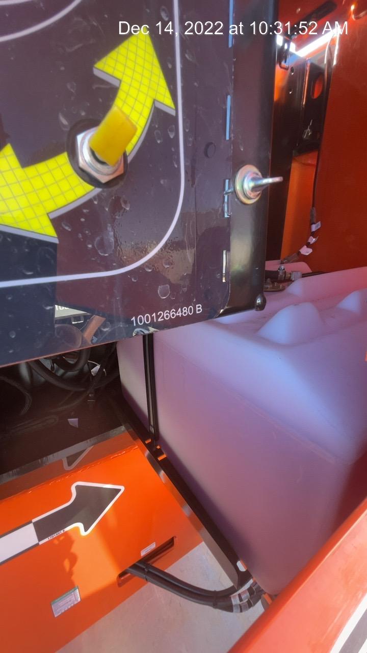 2022 JLG 860SJ