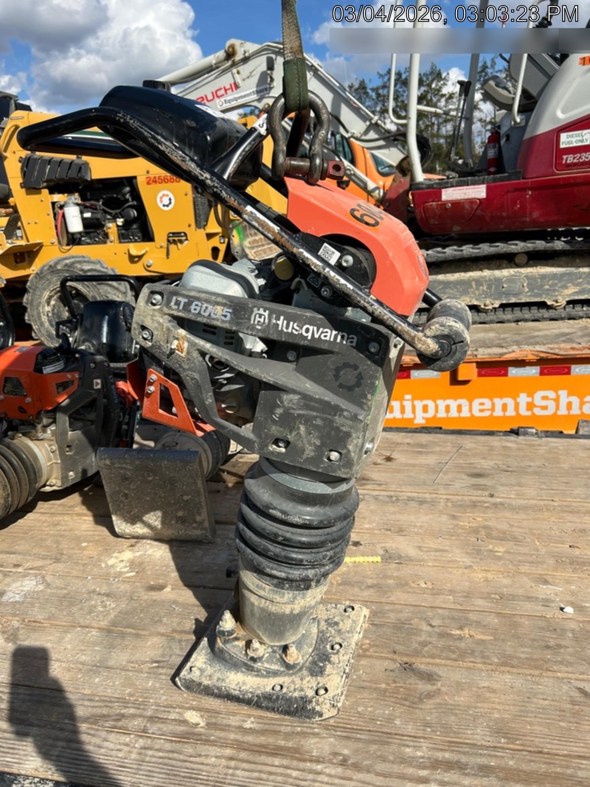 2025 HUSQVARNA LT6005