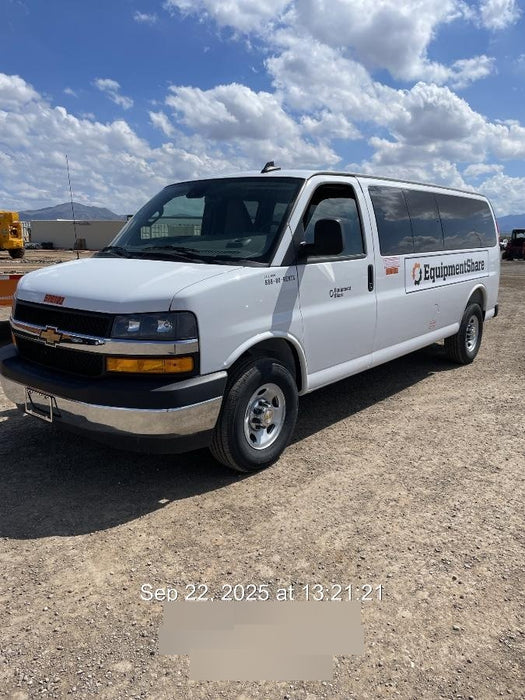 2025 CHEVROLET Express Van - Rental