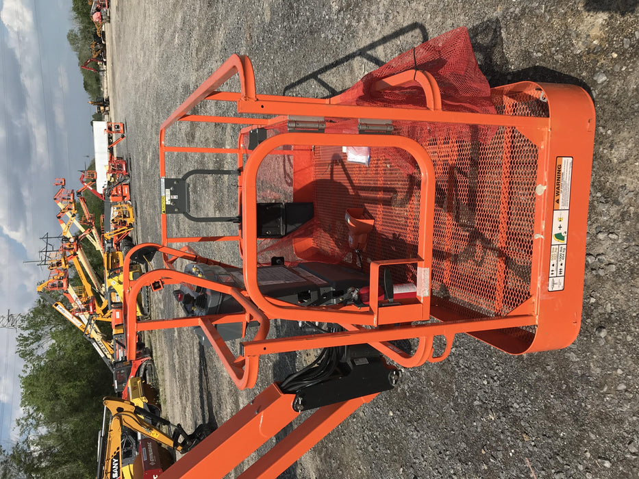 2019 JLG 1250AJP
