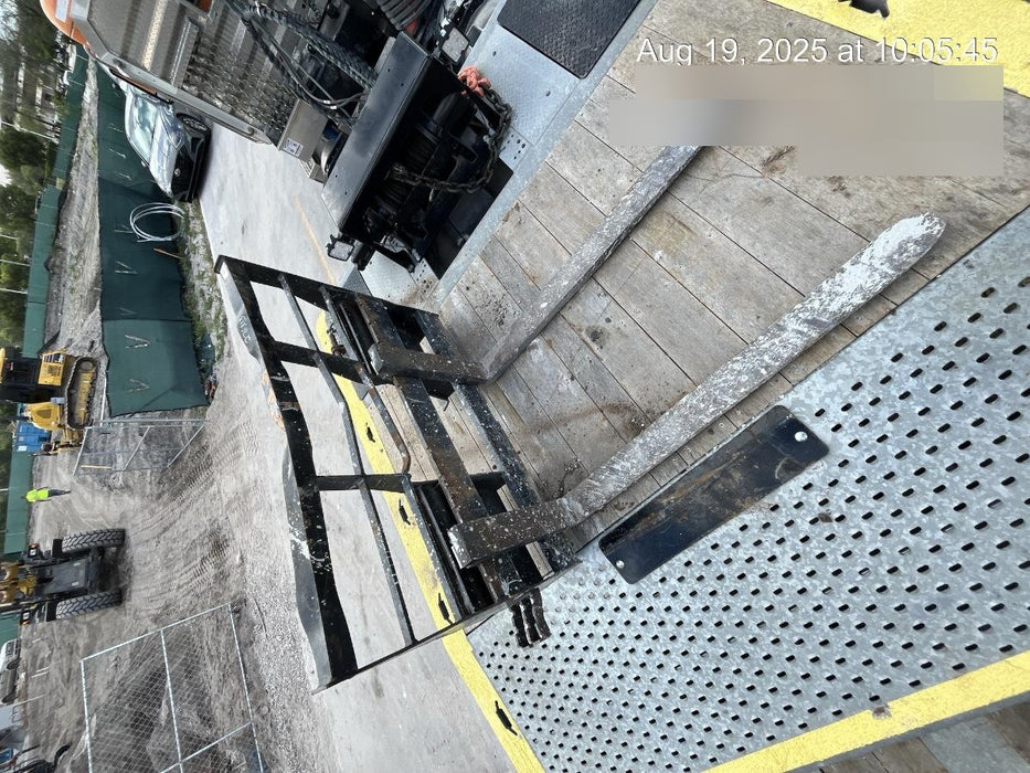 2022 ARROW MATERIAL HANDLING 48" Pallet Forks - Arrow