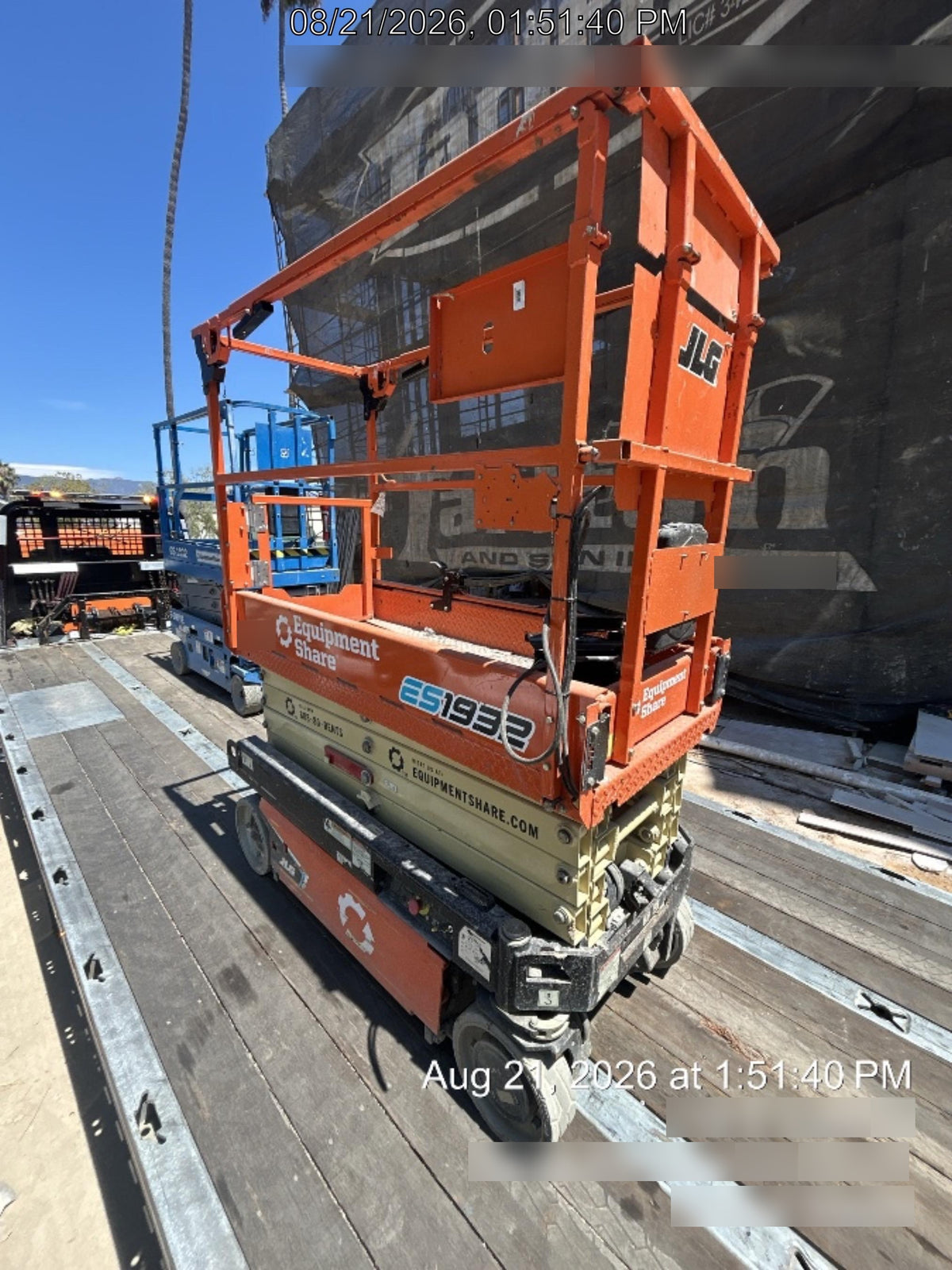 2022 JLG ES1932
