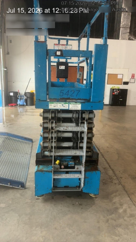 2017 Genie GS-3232 Genie GS3232 Narrow 32' Scissor Lift