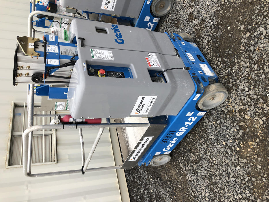2020 GENIE GR-12