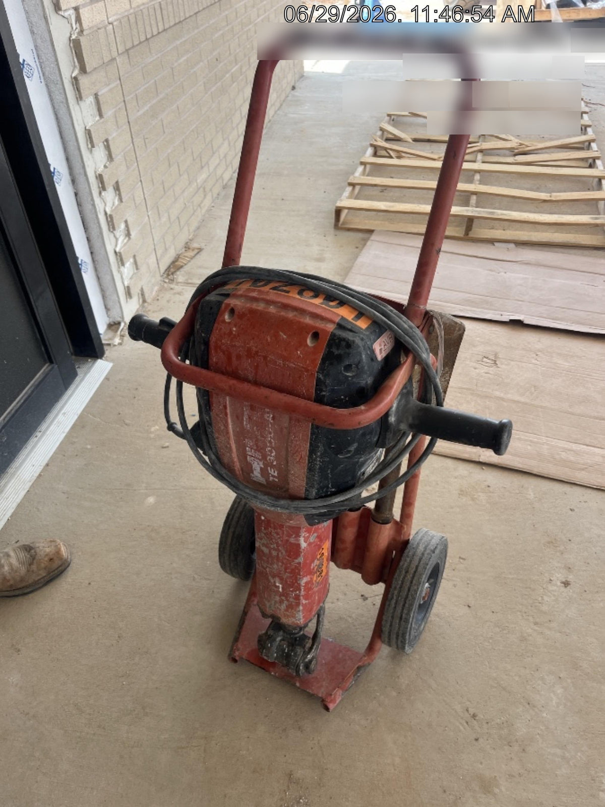 2020 HILTI TE 3000-AVR