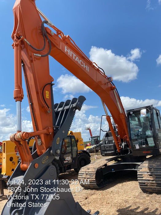 2023 HITACHI ZX210LC-6
