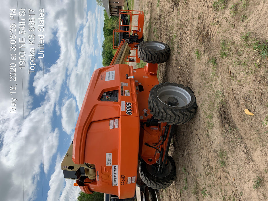 2019 JLG 600S 4WD