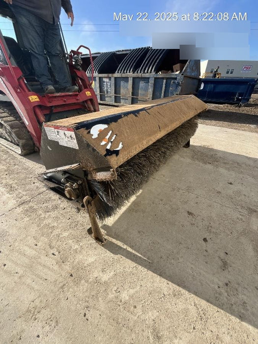2022 TAKEUCHI 84" Broom - Takeuchi