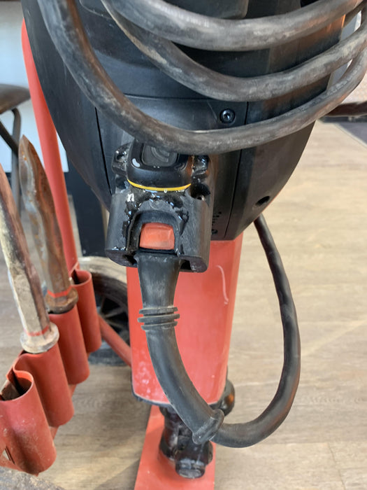 2020 HILTI TE 3000-AVR